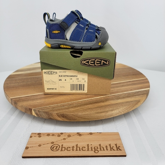 Keen Toddler Newport H2 Size: 4 - Picture 7 of 7